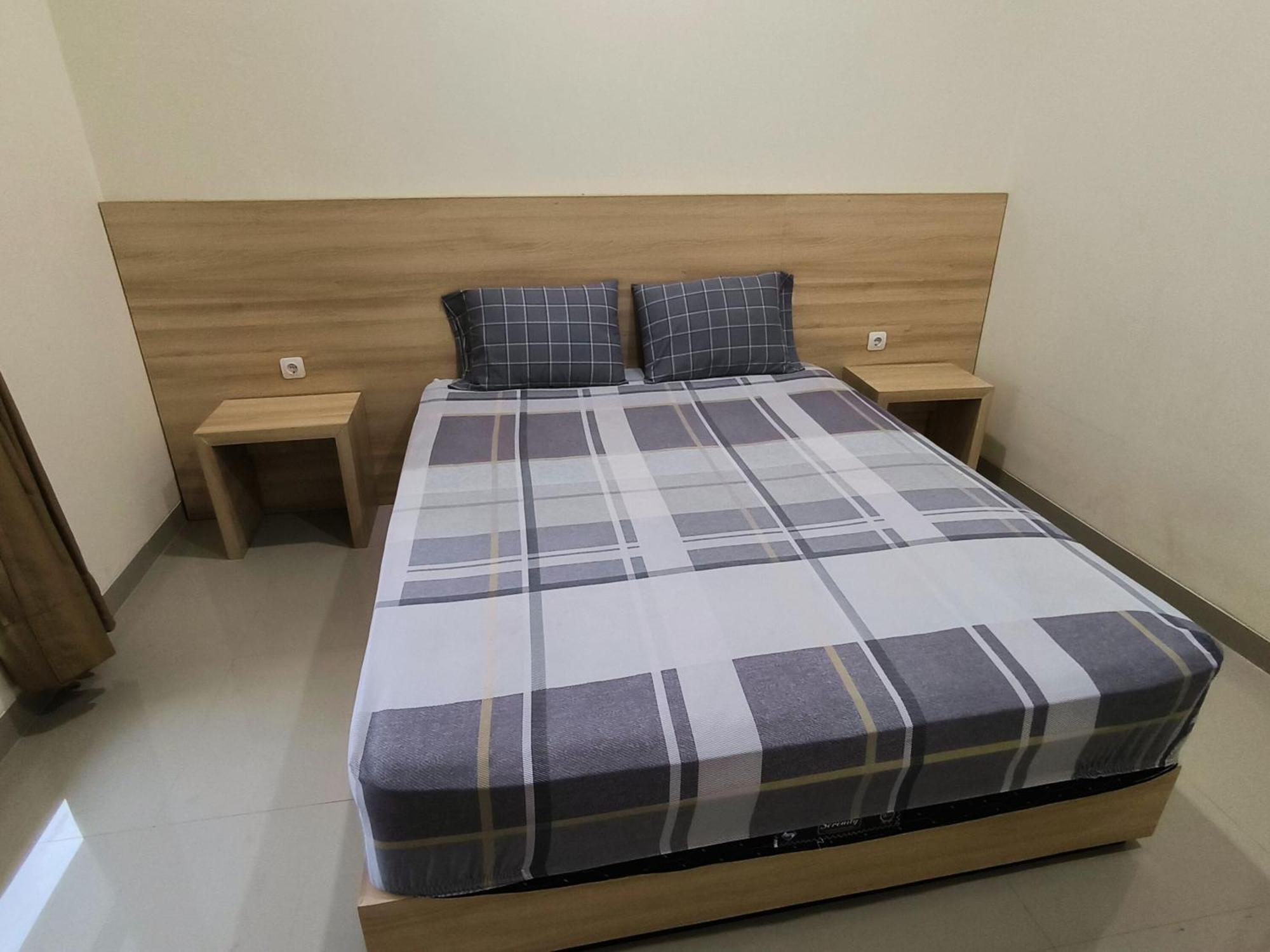 Tentrem Guesthouse Baru Pati Luaran gambar