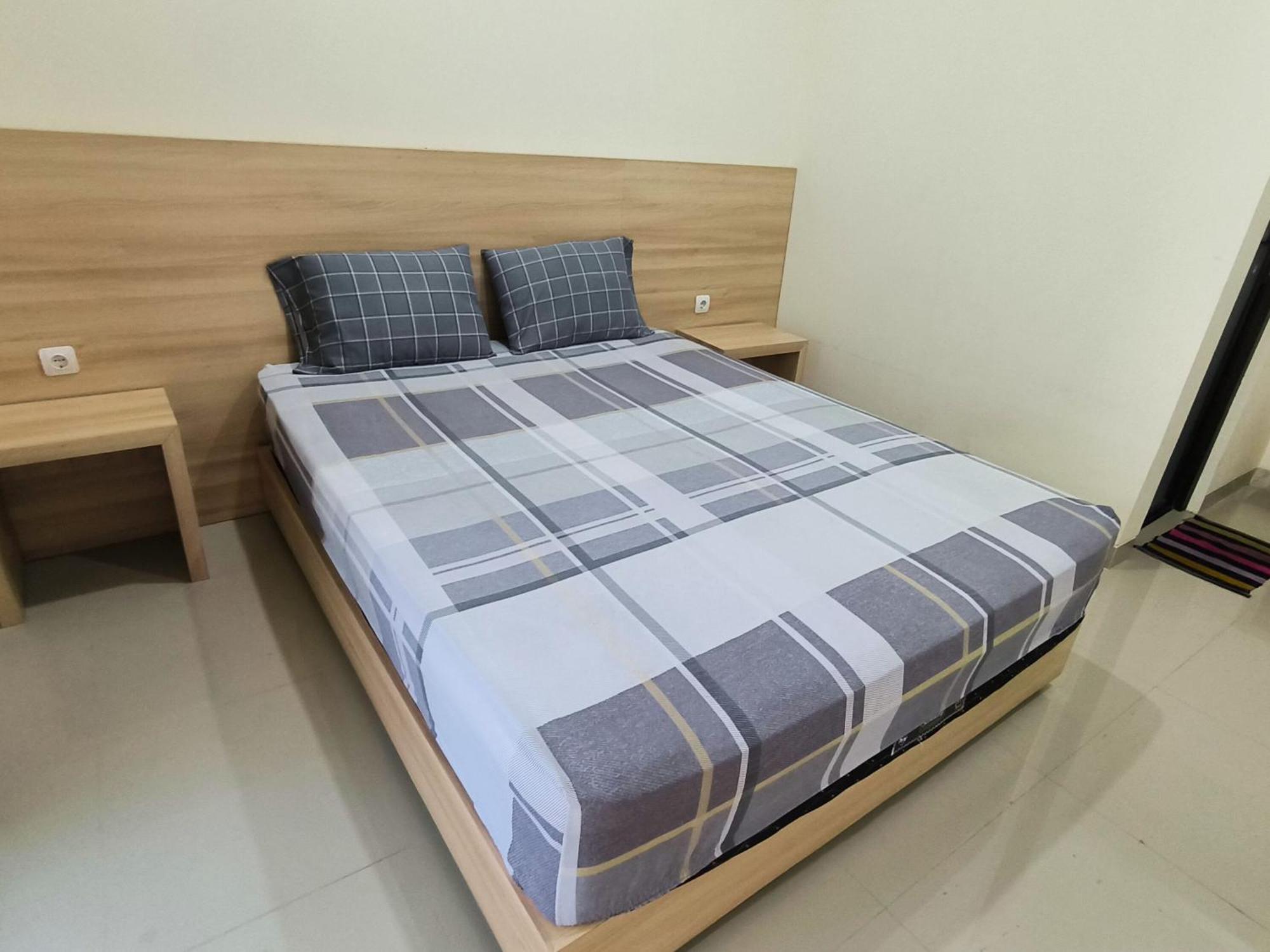 Tentrem Guesthouse Baru Pati Luaran gambar
